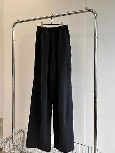 Balenciaga Baggy Black Sweatpants — Joyagoo Spreadsheet photo