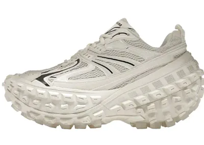 Balenciaga Defender All-White Shoes — Joyagoo Spreadsheet photo