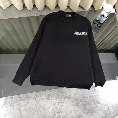 Balenciaga Sweater — Joyagoo Spreadsheet photo 1