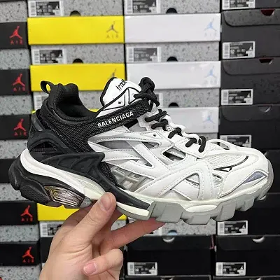 Balenciaga Track (More CW) — Joyagoo Spreadsheet photo