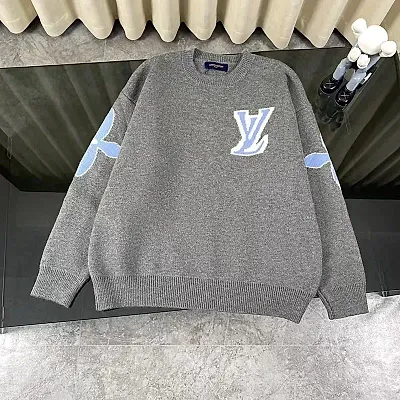 Louis Vuitton Sweater — Joyagoo Spreadsheet photo