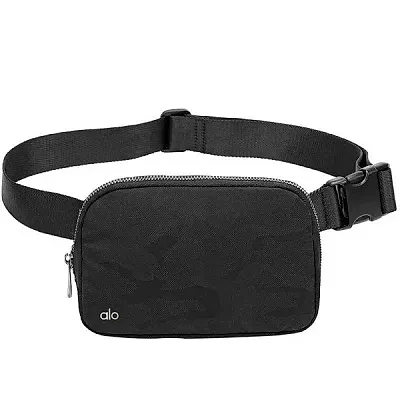 Lululemon Waist Bag — Joyagoo Spreadsheet photo