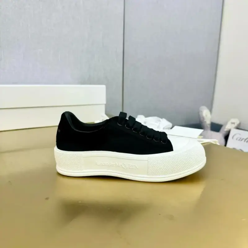 Alexander McQueen Deck Skate Plimsolls — 4 colorway — Joyagoo Spreadsheet photo