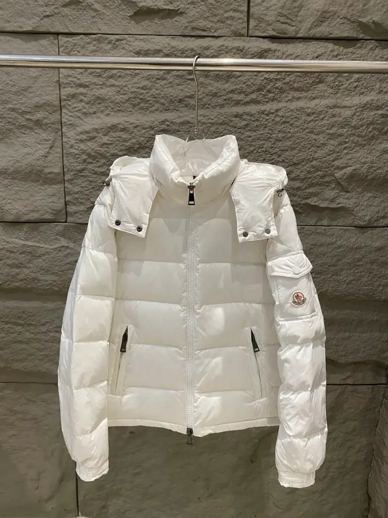 Women's Moncler Jacket — white colorway — Joyagoo Spreadsheet photo