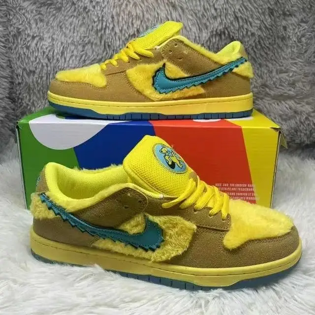 Dunk SB Court Purple Shoes — Yellow Bear colorway — Joyagoo Spreadsheet photo