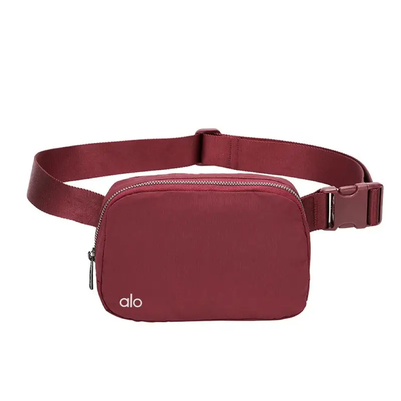 Lululemon Waist Bag — claret colorway — Joyagoo Spreadsheet photo