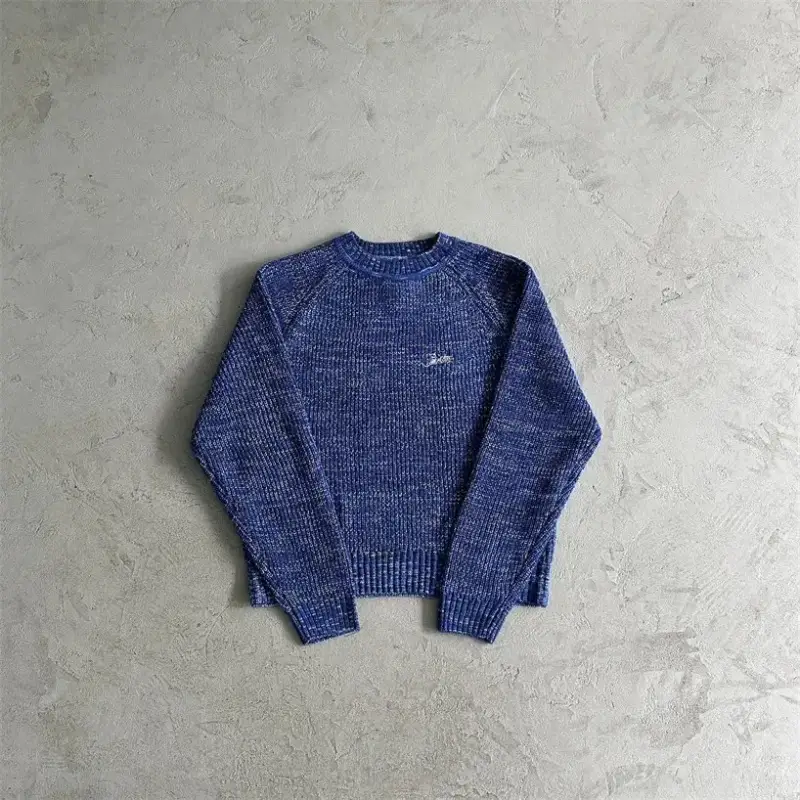 Corteiz Knit Sweater — Blue Sweater colorway — Joyagoo Spreadsheet photo