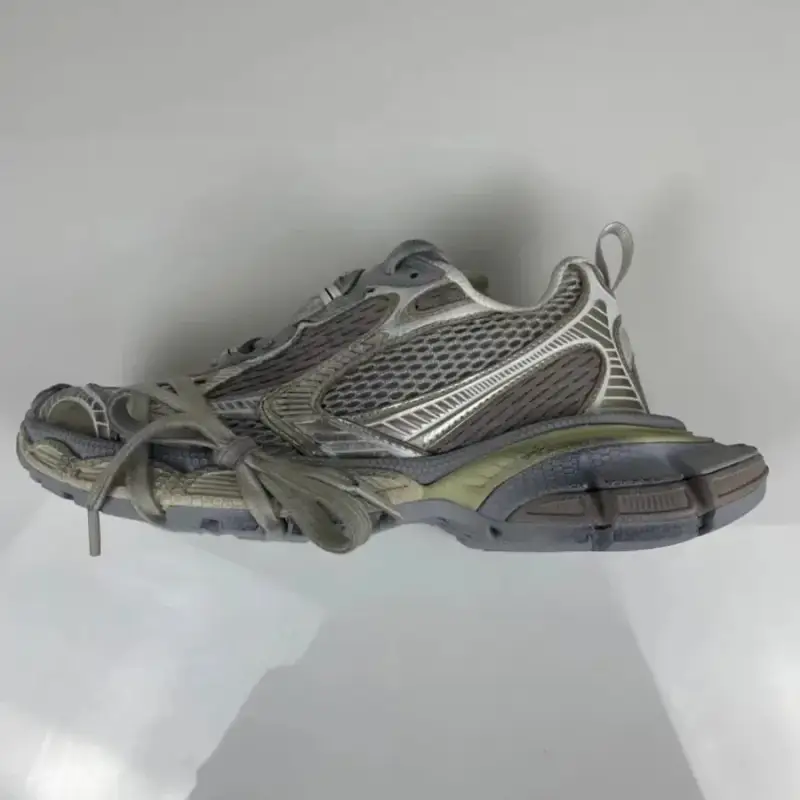 Balenciaga 3XL Shoes — 3XL Champagne Gold colorway — Joyagoo Spreadsheet photo