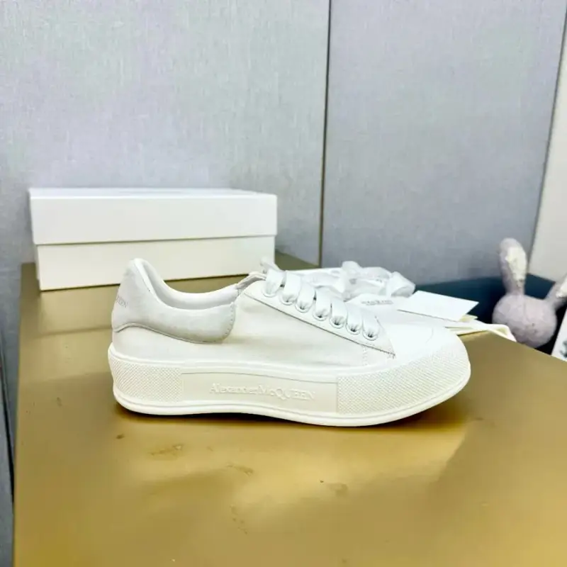 Alexander McQueen Deck Skate Plimsolls — 2 colorway — Joyagoo Spreadsheet photo