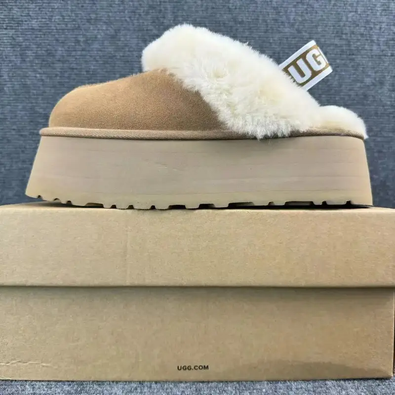 High Grey UGG Shoes — Thick Slippers 3474-Maroon colorway — Joyagoo Spreadsheet photo