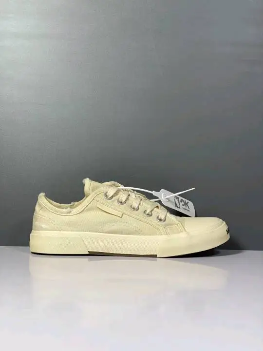 Balenciaga Sneakers — 19 colorway — Joyagoo Spreadsheet photo