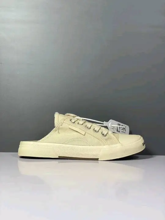 Balenciaga Sneakers — 18 colorway — Joyagoo Spreadsheet photo