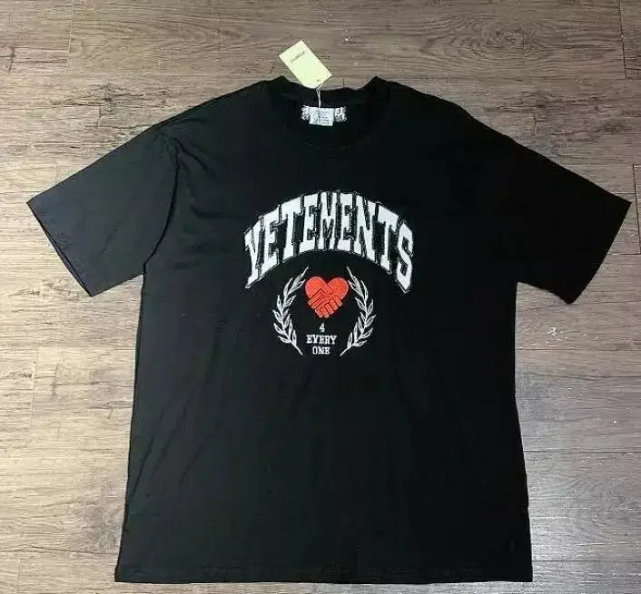 Vetements Tees — 31 colorway — Joyagoo Spreadsheet photo