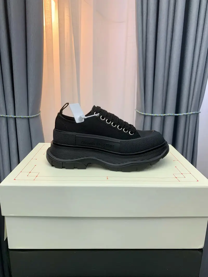 Alexander McQueen Tread Slick Shoes — 5 colorway — Joyagoo Spreadsheet photo