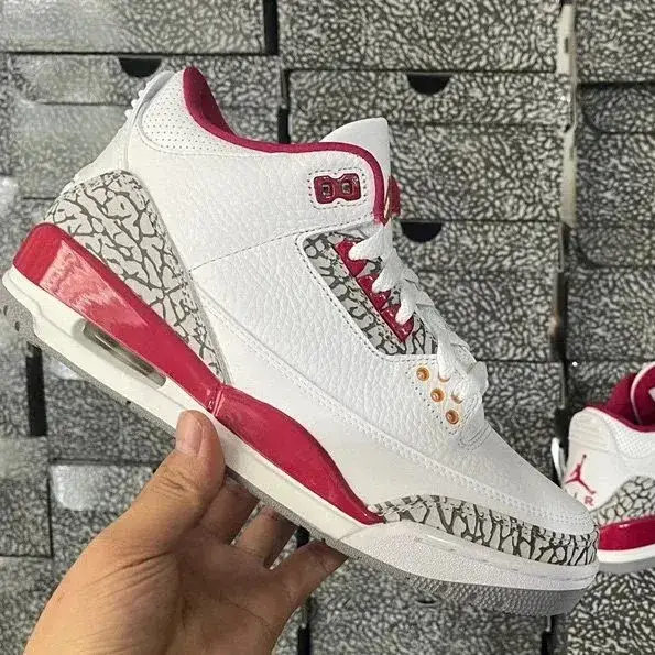 Jordan 3 Fragment Shoes — Aj3 Cardinals colorway — Joyagoo Spreadsheet photo