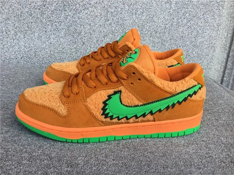Nike Dunk Low Off-White Pine Green — CJ5378-800 colorway — Joyagoo Spreadsheet photo