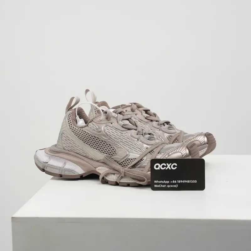 Balenciaga 3XL Champagne Gold Shoes — 2800 colorway — Joyagoo Spreadsheet photo