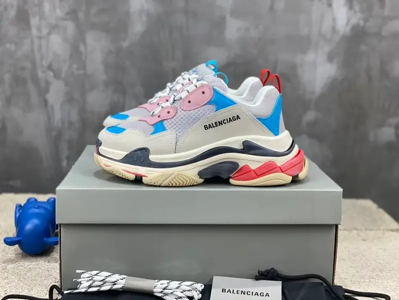 Balenciaga 3S Shoes Black — 5 colorway — Joyagoo Spreadsheet photo