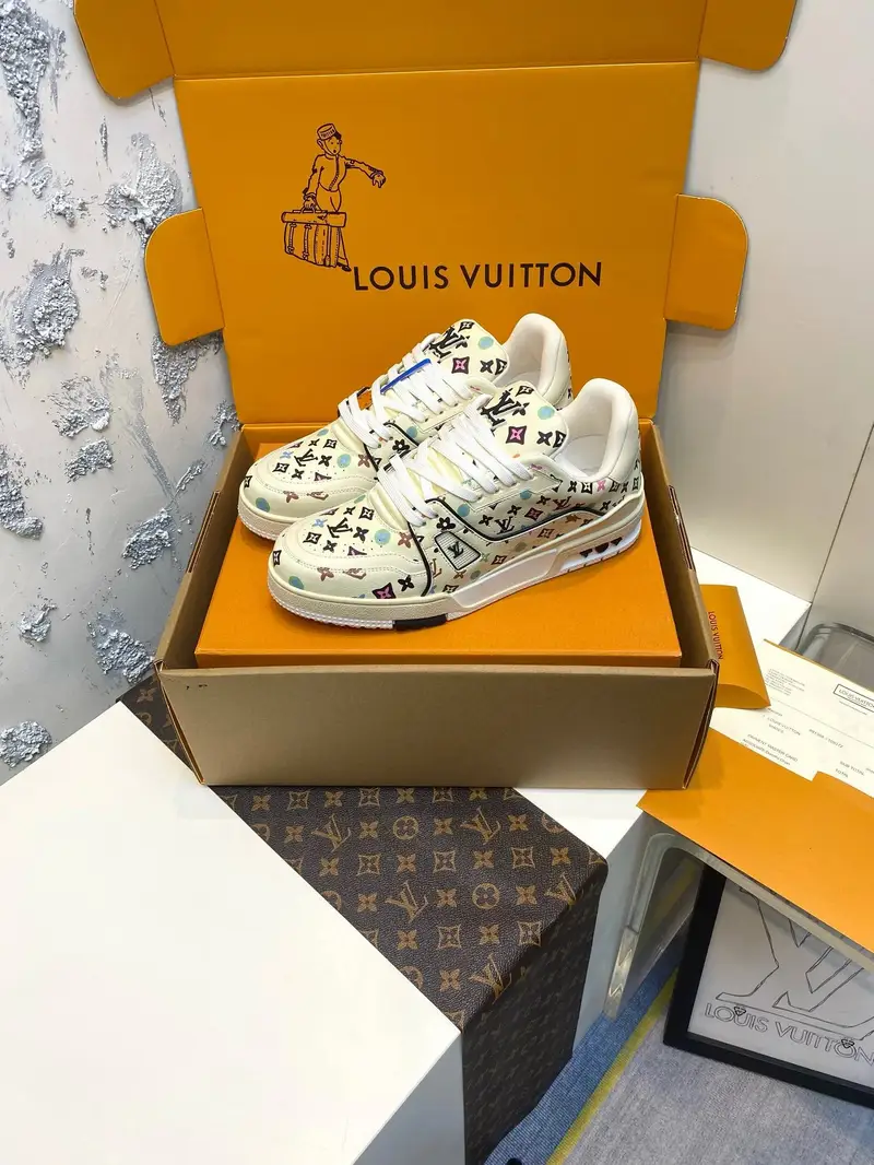 LV Trainers Blue — Couple YJ129-5 colorway — Joyagoo Spreadsheet photo