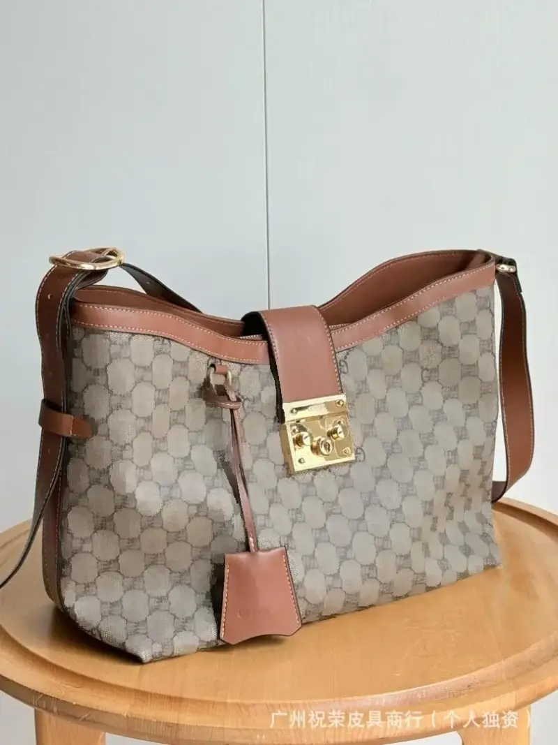 Gucci Padlock Bag — Brown colorway — Joyagoo Spreadsheet photo