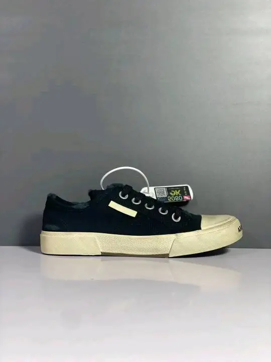 Balenciaga Sneakers — 22 colorway — Joyagoo Spreadsheet photo