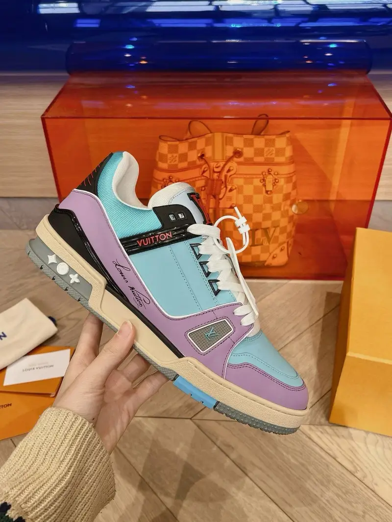 LV Trainers Brown Size — 22 colorway — Joyagoo Spreadsheet photo