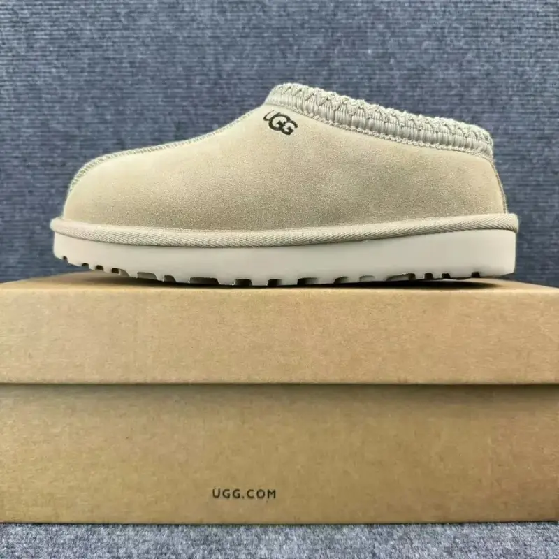 High Grey UGG Shoes — Thin bottom ethnic wind 5950 mustard see colorway — Joyagoo Spreadsheet photo