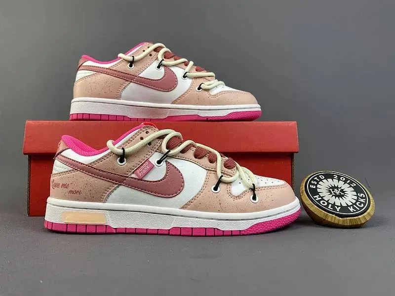 Dunk Rabbit Shoes — 01 colorway — Joyagoo Spreadsheet photo