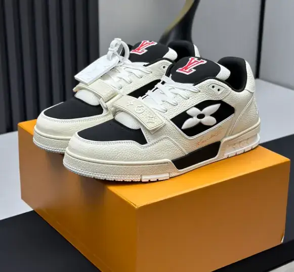 Louis Vuitton Trainer Beige White — 04 colorway — Joyagoo Spreadsheet photo