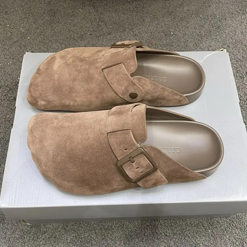 Dior Birkenstocks — BALENCIAGA brown colorway — Joyagoo Spreadsheet photo