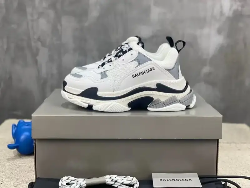 Balenciaga 3S Shoes Black — 9 colorway — Joyagoo Spreadsheet photo