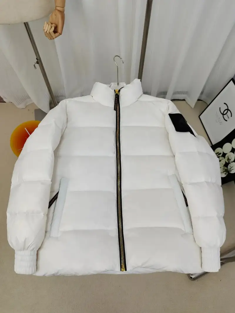 Moose Jacket — white colorway — Joyagoo Spreadsheet photo