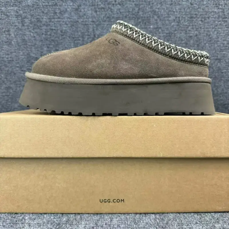 High Grey UGG Shoes — Ethnic wind thick bottom 2553-walnut colorway — Joyagoo Spreadsheet photo