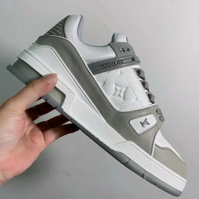 LV Trainers Brown Size — 1 colorway — Joyagoo Spreadsheet photo