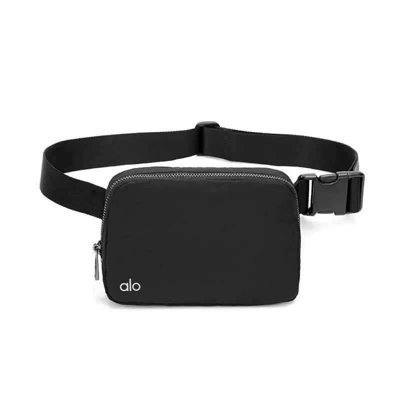 Lululemon Waist Bag — black colorway — Joyagoo Spreadsheet photo