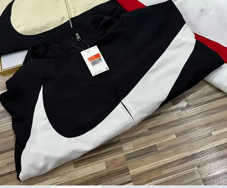 Nike Zip Hoodie — Joyagoo Spreadsheet photo 3