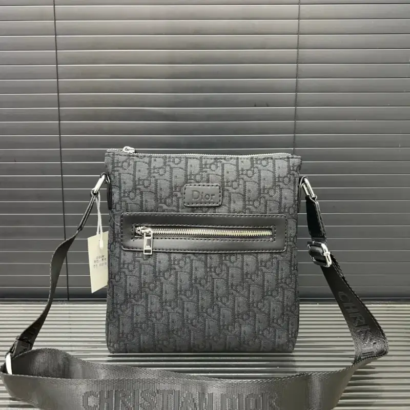 Dior Oblique Bag — 2 colorway — Joyagoo Spreadsheet photo