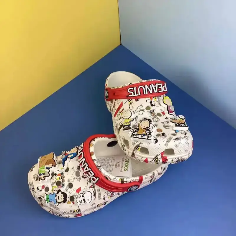 Crocs Buzz Lightyear Shoes — Snoopy colorway — Joyagoo Spreadsheet photo