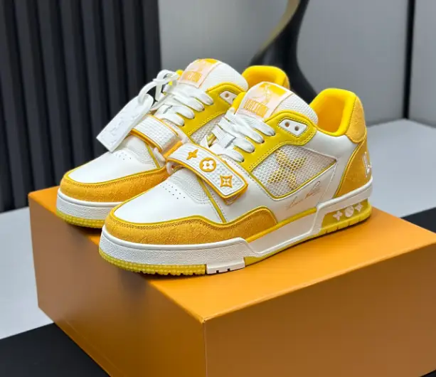 Louis Vuitton Trainer Beige White — 14 colorway — Joyagoo Spreadsheet photo