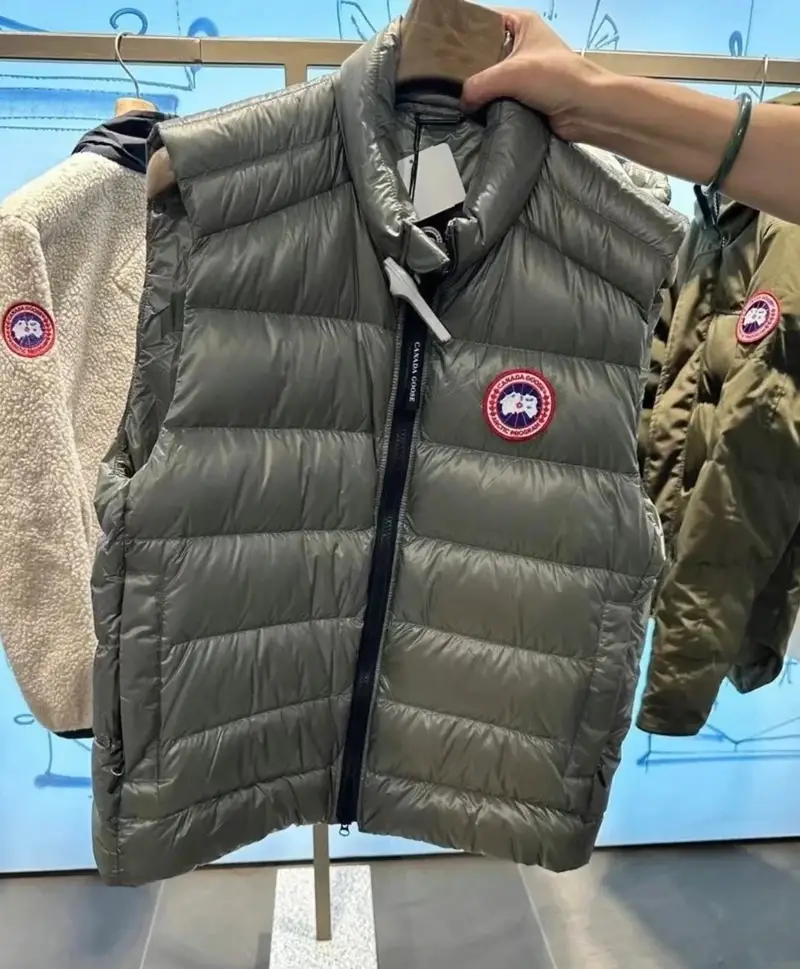 Canada Goose Vest — green colorway — Joyagoo Spreadsheet photo