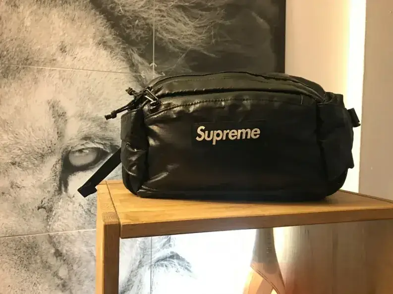 Supreme Bag — Black waist bag colorway — Joyagoo Spreadsheet photo