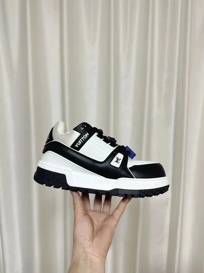 LV Trainers Brown Size — 31 colorway — Joyagoo Spreadsheet photo