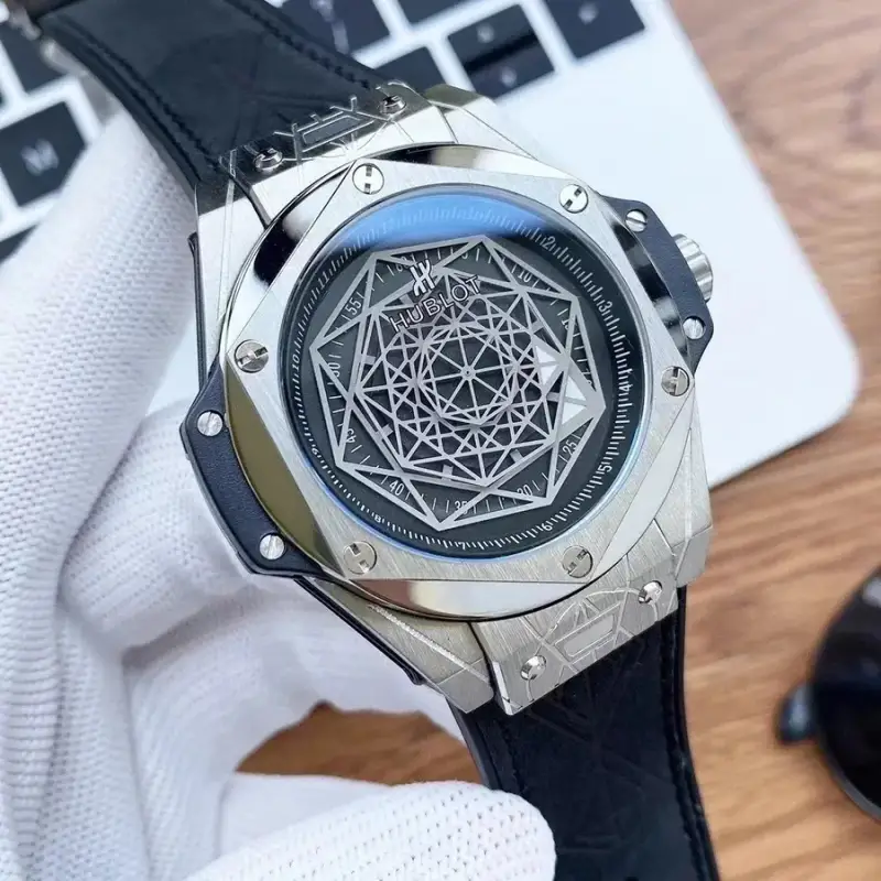 Hublot Big Bang Sang Bleu — silver  Black Disk  Black Belt colorway — Joyagoo Spreadsheet photo