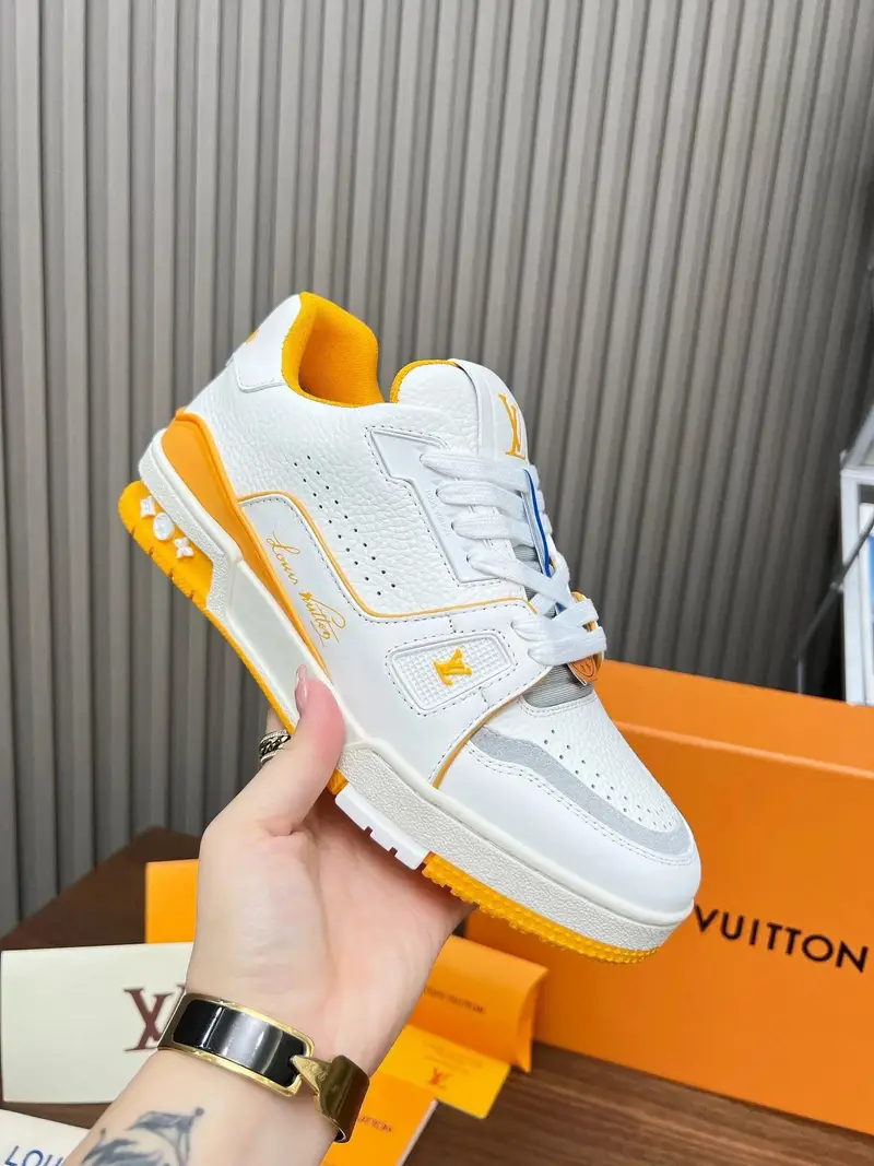 LV Trainers Brown Size — 19 colorway — Joyagoo Spreadsheet photo