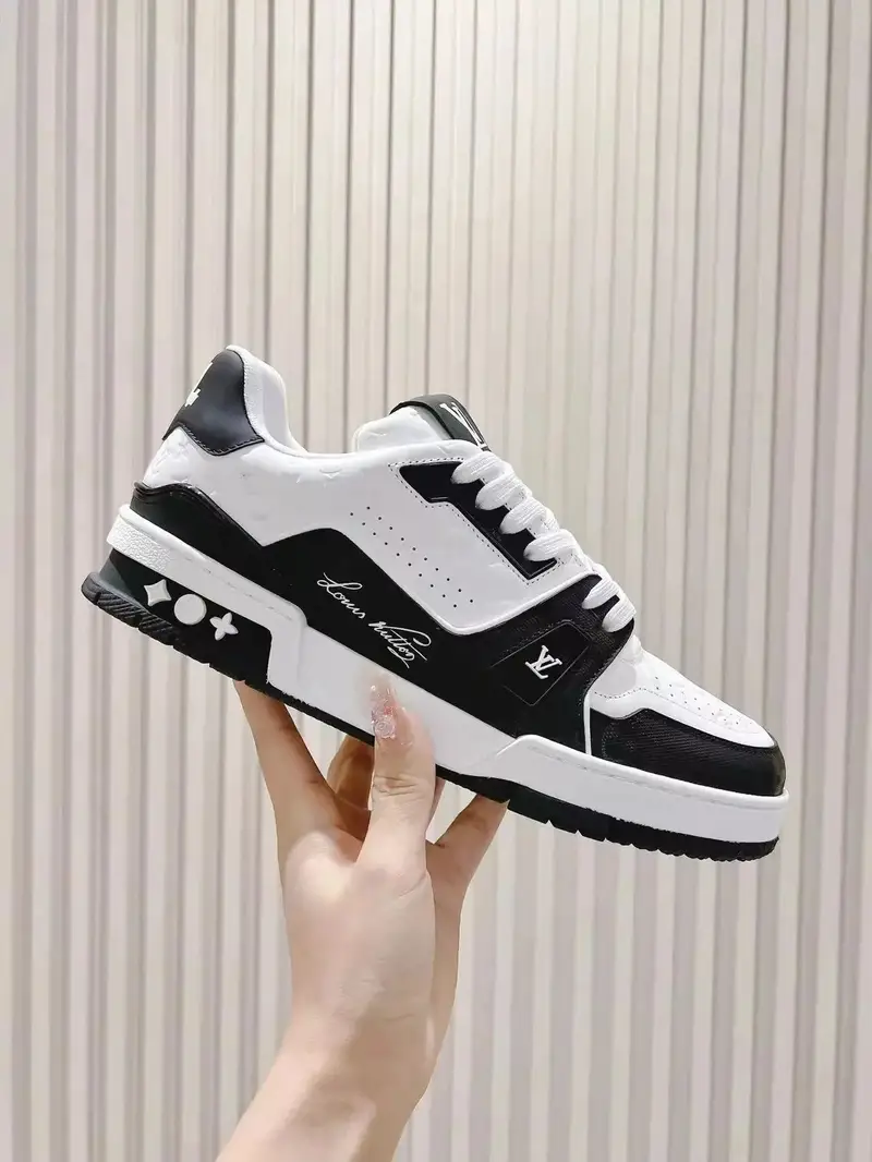 LV Trainers Brown Size — 25 colorway — Joyagoo Spreadsheet photo