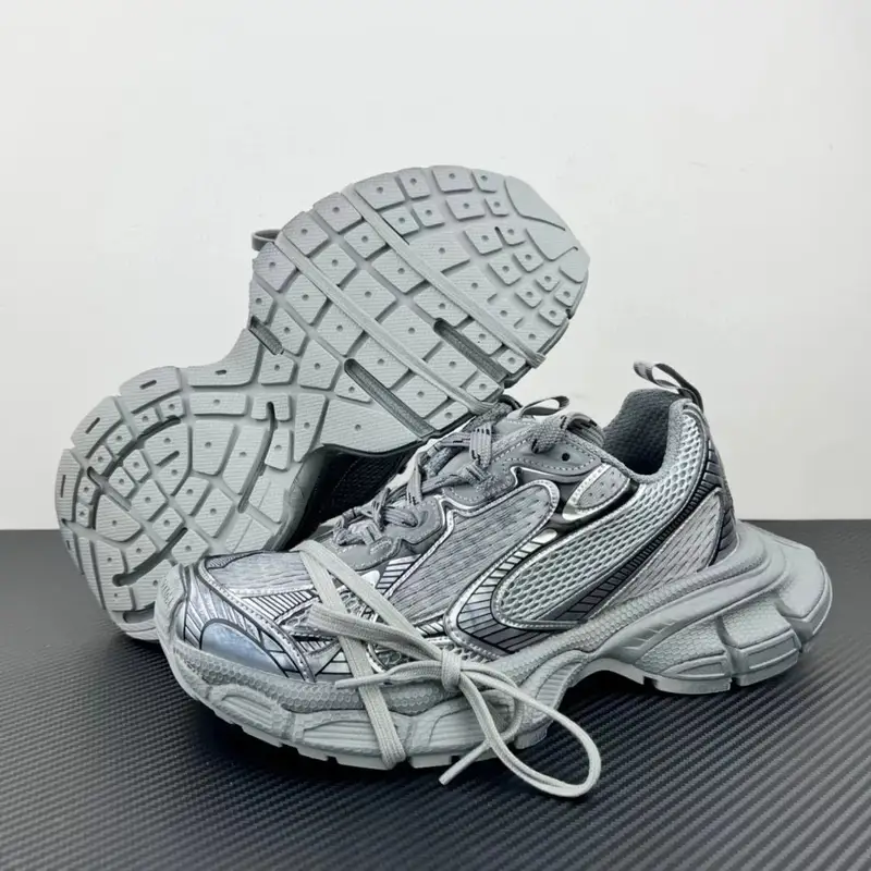 Balenciaga 3XL Shoes — 3XL gray reflective colorway — Joyagoo Spreadsheet photo