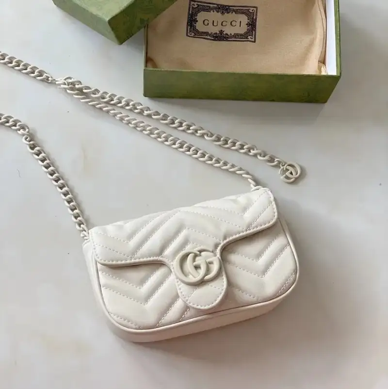 Gucci GG marmont — 16.5cm white colorway — Joyagoo Spreadsheet photo