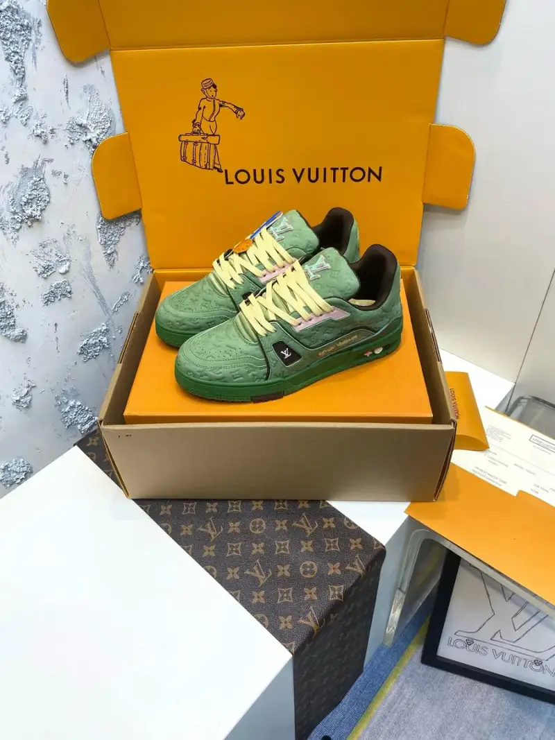 LV Trainers Blue — Couple YJ129-2 colorway — Joyagoo Spreadsheet photo